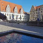 Fynbos Dg In Der Altstadt, Frauenkirchenblick, Parkplatz Meissen
