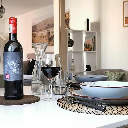 Fynbos Dg In Der Altstadt, Frauenkirchenblick, Parkplatz * Meißen