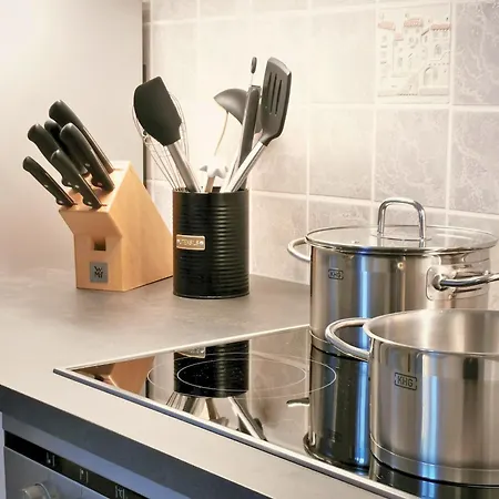 Fynbos Dg In Der Altstadt, Frauenkirchenblick, Parkplatz * Meißen