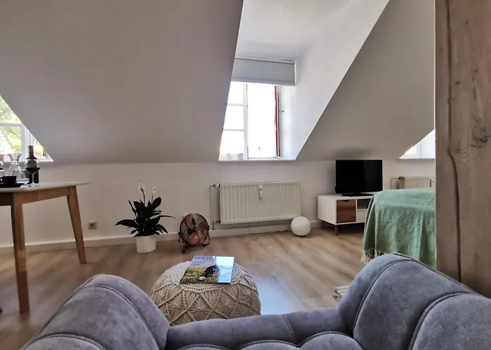 Apartman Fynbos Dg In Der Altstadt, Frauenkirchenblick, Parkplatz *