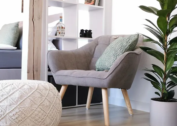 Apartman Fynbos Dg In Der Altstadt, Frauenkirchenblick, Parkplatz *