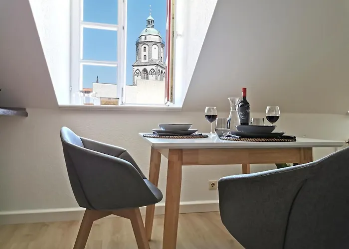 Fynbos Dg In Der Altstadt, Frauenkirchenblick, Parkplatz Apartman *